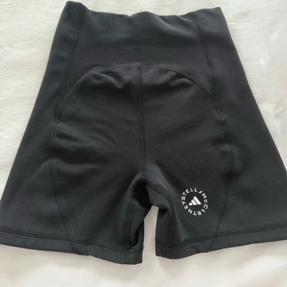 Stella McCartney Adidas Sports Top and Shorts - Picture 3 of 6